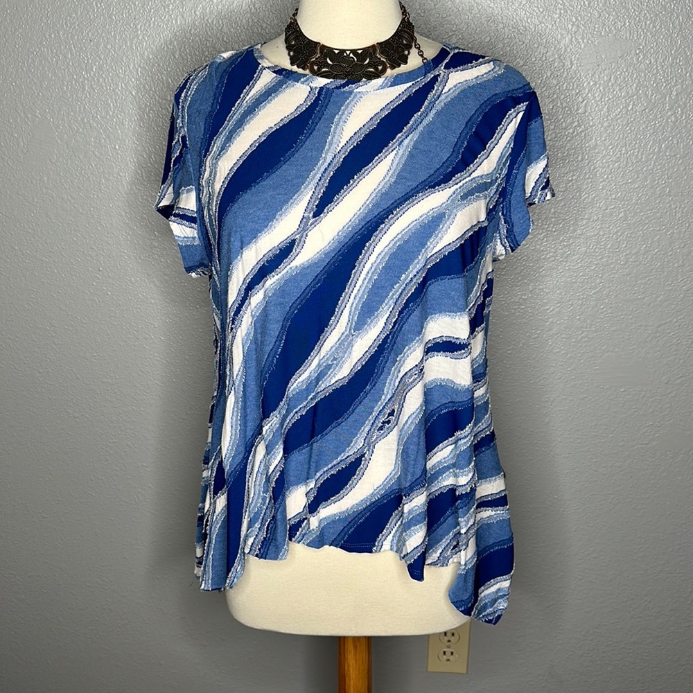 PXL women’s Simply Vera Wang blue blouse